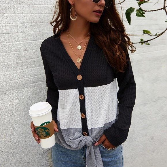 Tops - *Last One*  *S* Mountain Valley Black & Gray Shirt